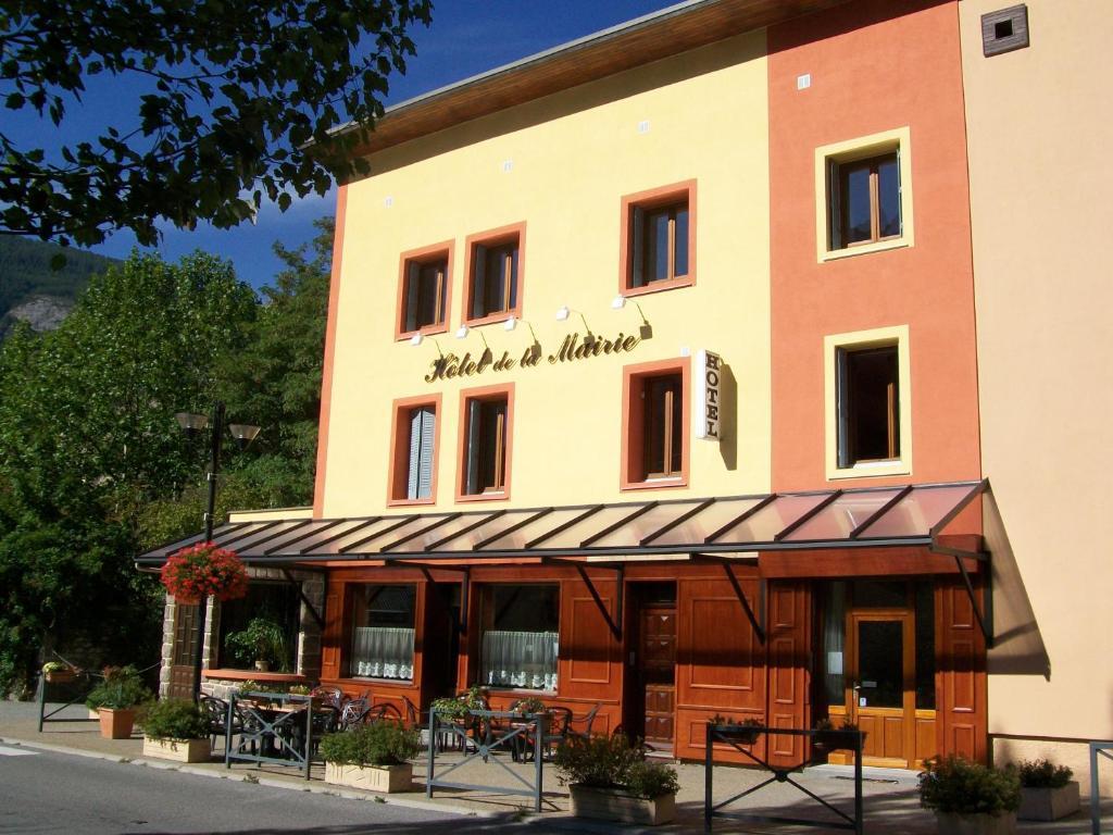 Hotel De La Mairie L'Argentiere-la-Bessee Exterior photo